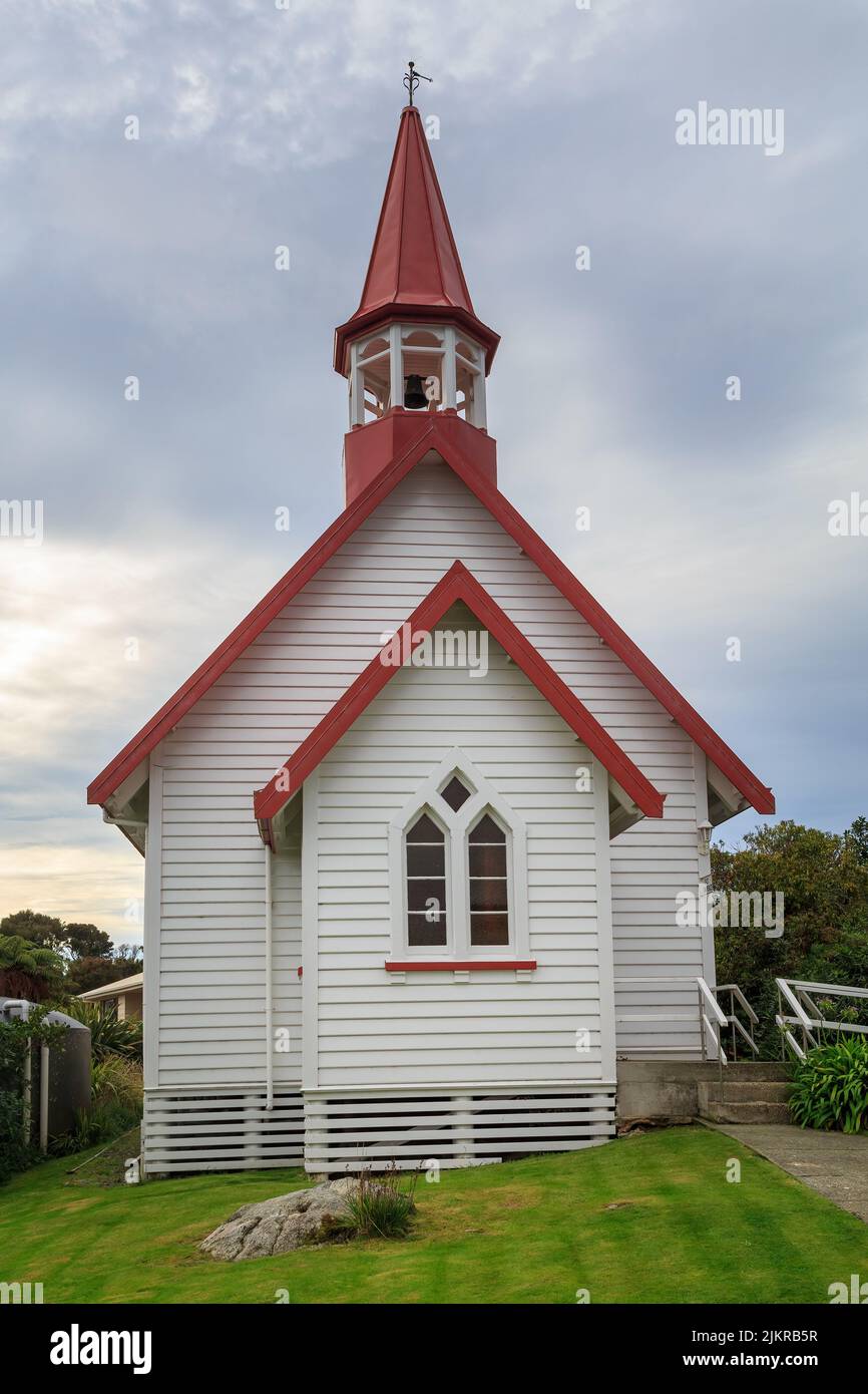 L'église presbytérienne Oban sur l'île Stewart, en Nouvelle-Zélande, un bâtiment en bois pittoresque datant de 1904 Banque D'Images