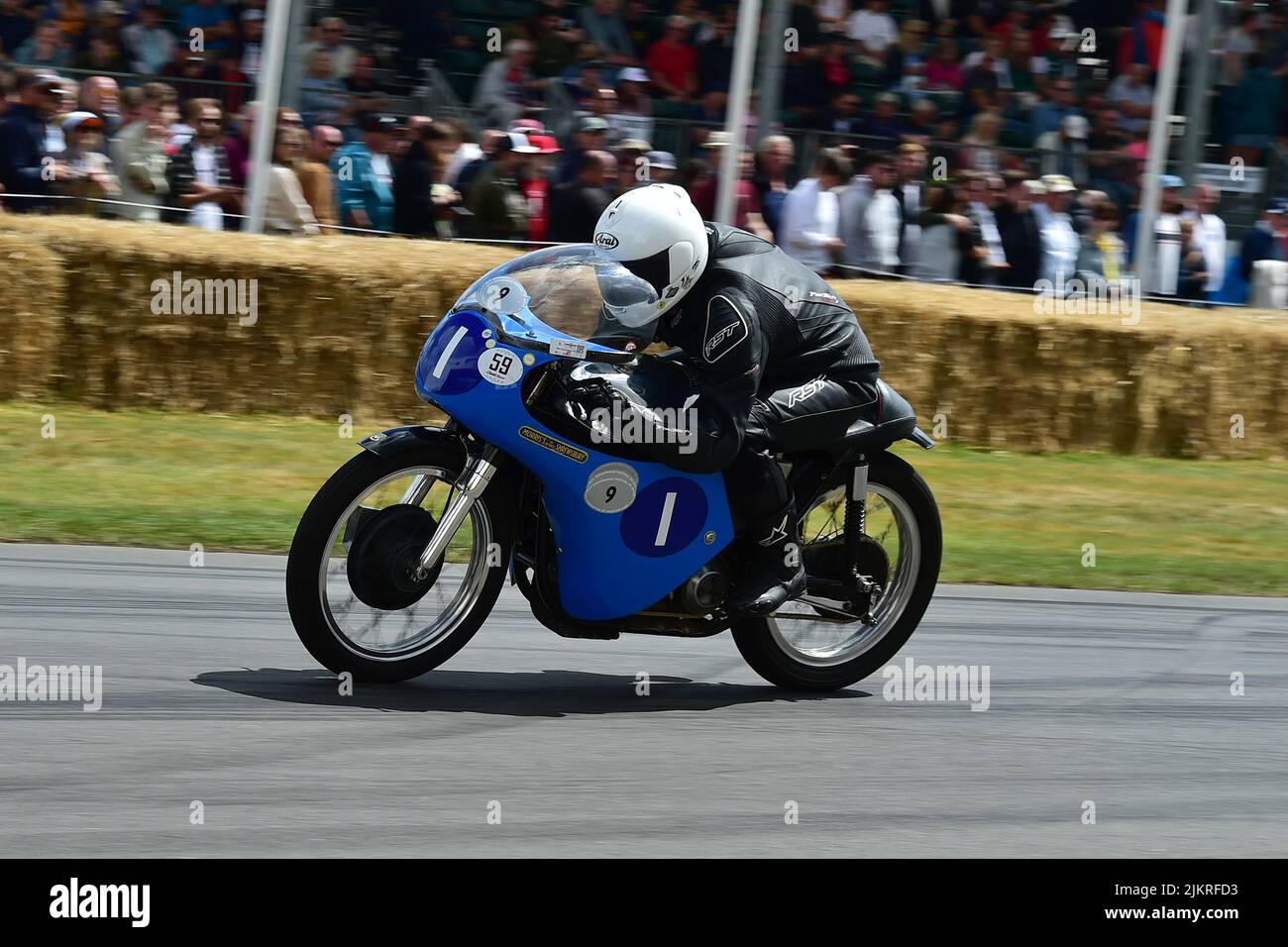Leon Morris, Norton Manx 500, 100 ans du Grand Prix d'Ulster, vélos et cavaliers qui ont présenté dans cet événement vieux de siècle, Goodwood Festival of Banque D'Images
