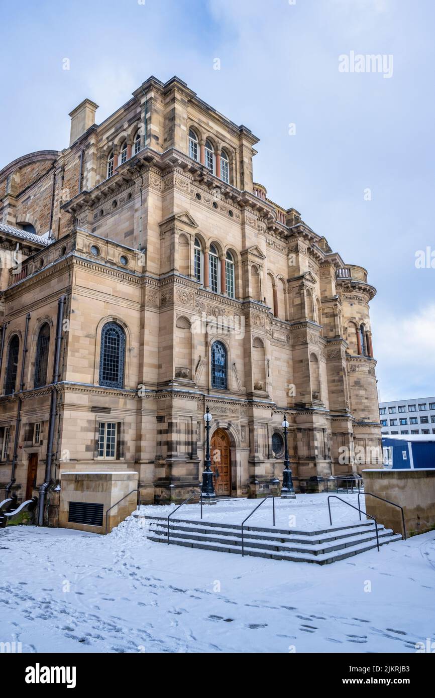 University of Edinburgh McEwan Hall (élévation sud), avec un tapis de neige, Bristo Square, Southside, Édimbourg, Écosse, ROYAUME-UNI Banque D'Images