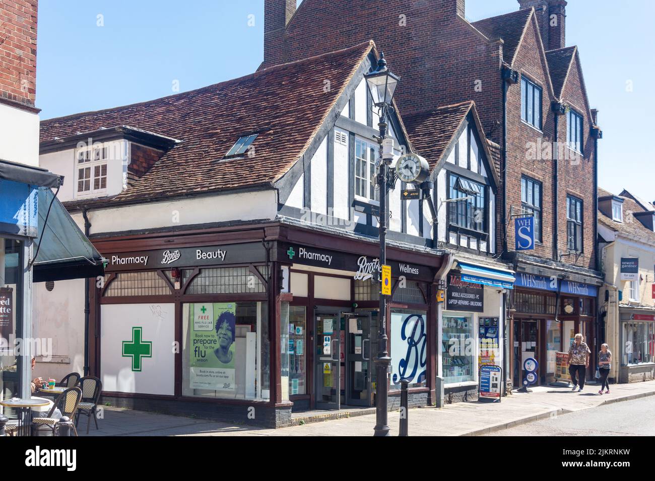 Boots the Chemist, High Street, Rickmansworth, Hertfordshire, Angleterre, Royaume-Uni Banque D'Images