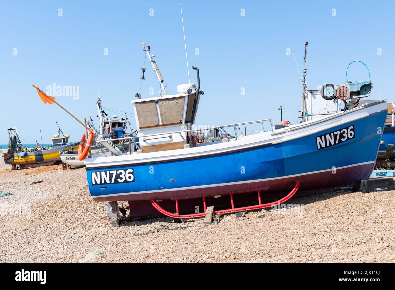 Hastings Beach lance une flotte de pêche, Hastings, East Sussex, Angleterre, Royaume-Uni Banque D'Images
