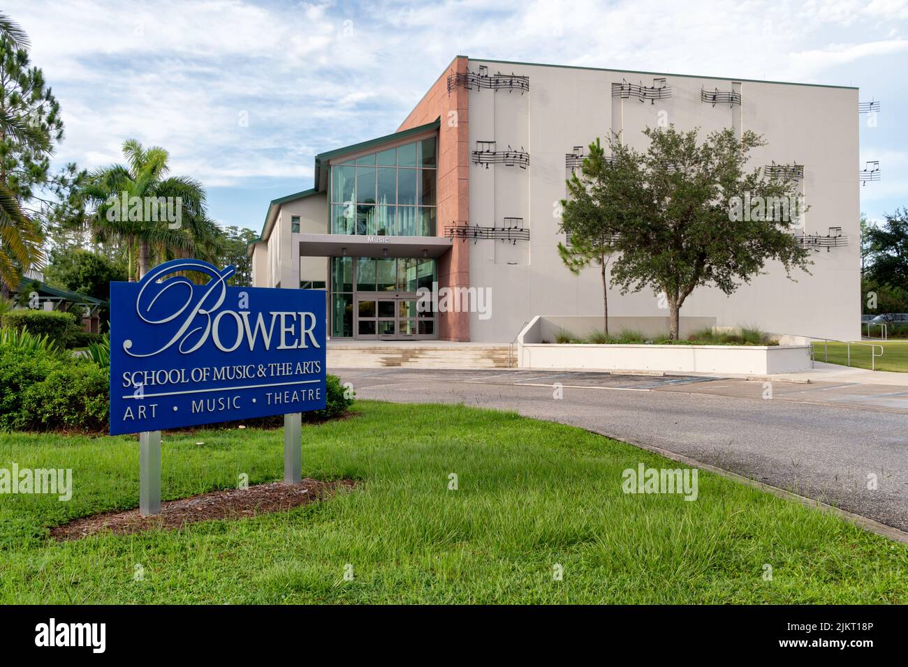 FORT MYERS, FL, États-Unis - 6 JUILLET 2022 : Bower School of Music and the Arts de l'université Florida Gulf Coast. Banque D'Images