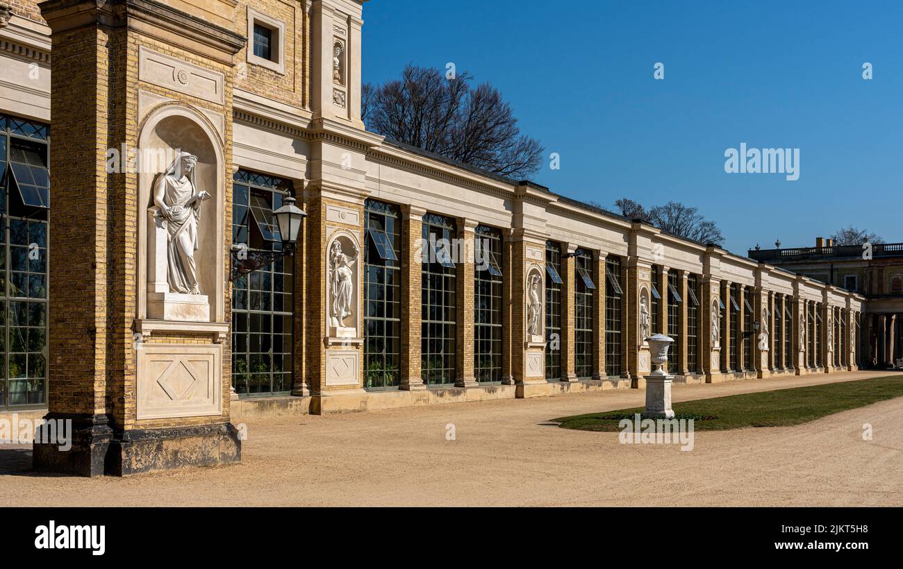 Palais d'orangerie dans le parc de Sanssouci, site classé au patrimoine mondial de l'UNESCO, Potsdam Banque D'Images