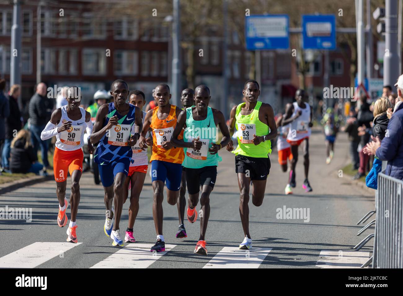 Marathon Rotterdam 2022 le groupe de front Banque D'Images