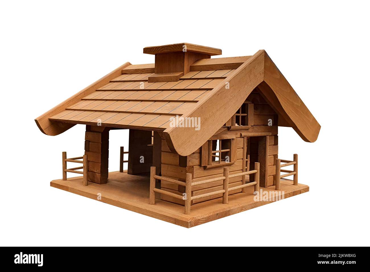 Une petite maison en bois isolée sur un fond blanc Banque D'Images