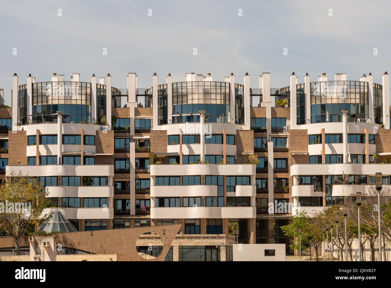 Une architecture moderne de bâtiments dans Parque das Nacoes, Lisbonne Banque D'Images