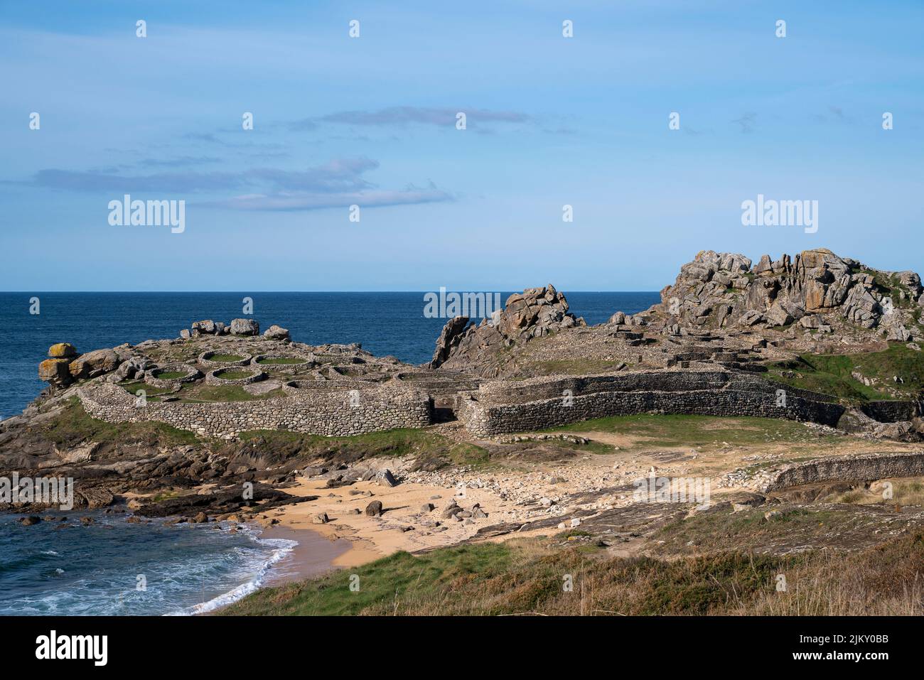 Une belle vue sur le Castro de Barona, site historique en Espagne Banque D'Images