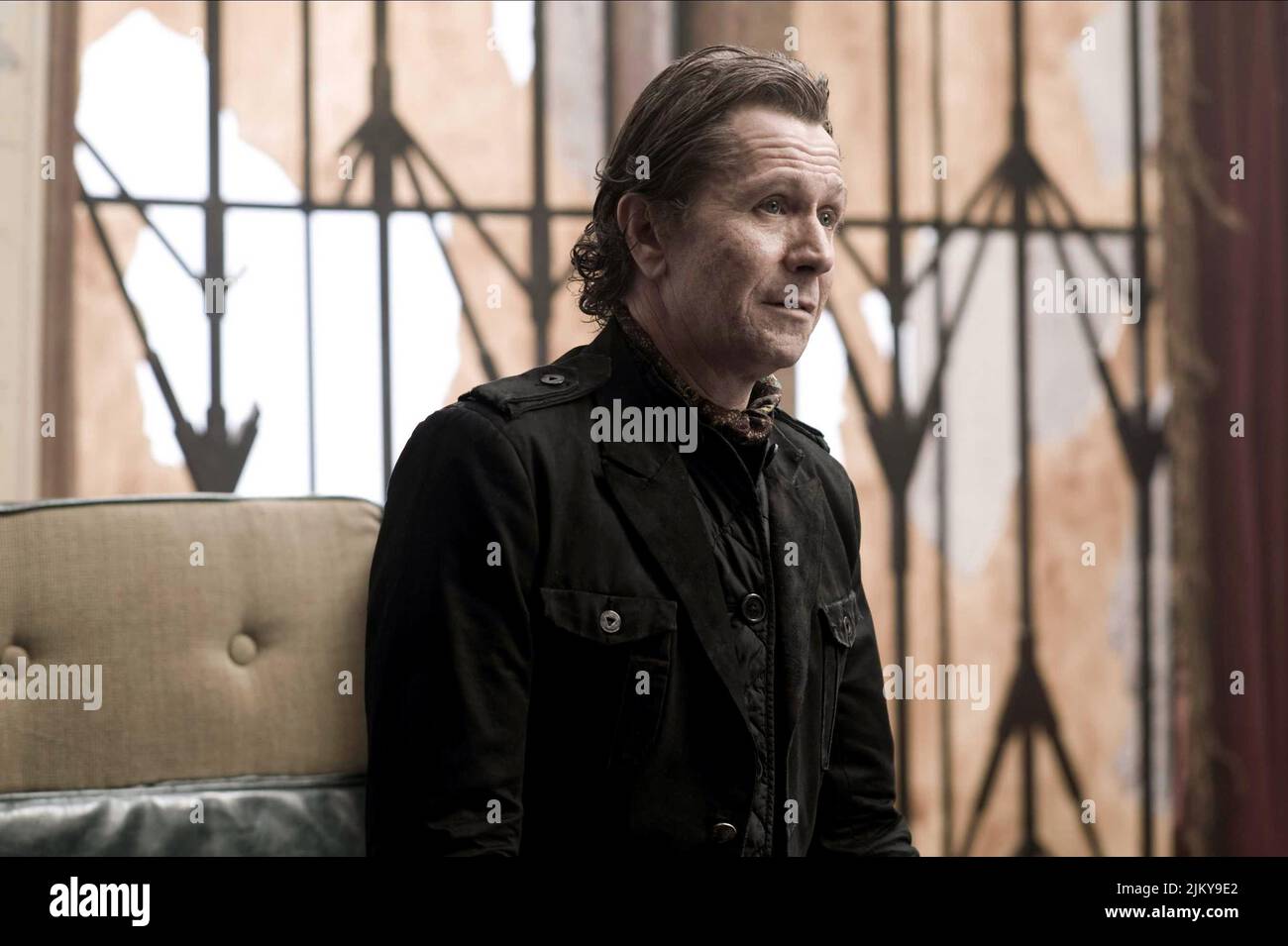 GARY OLDMAN, LE LIVRE D'ELI, 2010 Banque D'Images