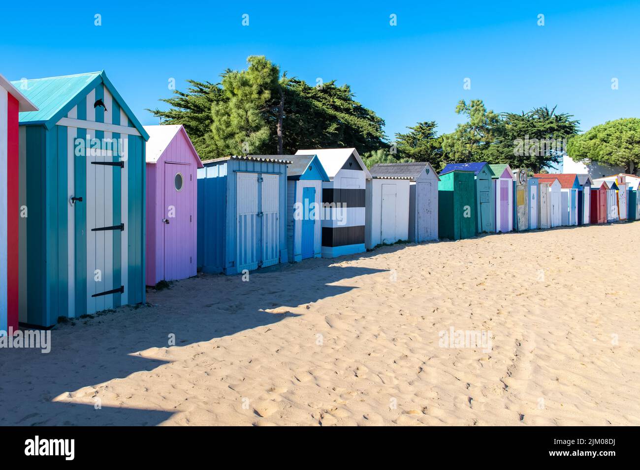 Cabines De Plage En Bois