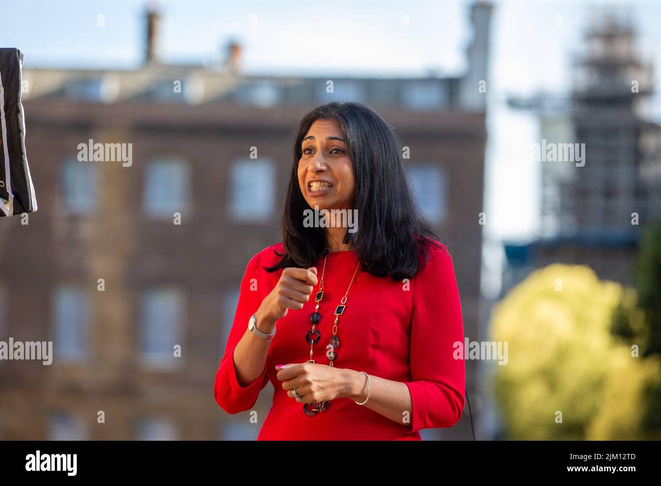 Londres, Angleterre, Royaume-Uni. 4th août 2022. Procureur général de l'Angleterre et du pays de Galles SUELLA BRAVERMAN est vu pendant la ronde médiatique du matin à Westminster. (Image de crédit : © Tayfun Salci/ZUMA Press Wire) Banque D'Images