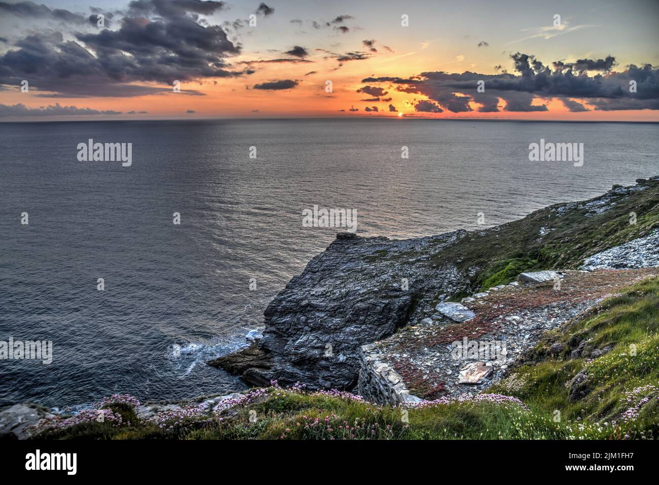 Sunset, de Tintagel, Cornwall, Royaume-Uni Banque D'Images