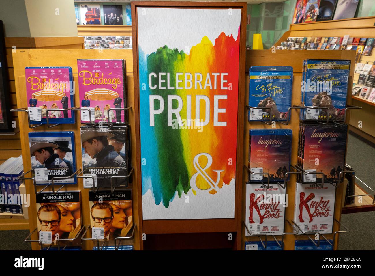 Barnes & Noble Booksellers DVD Display, New York, États-Unis 2022 Banque D'Images