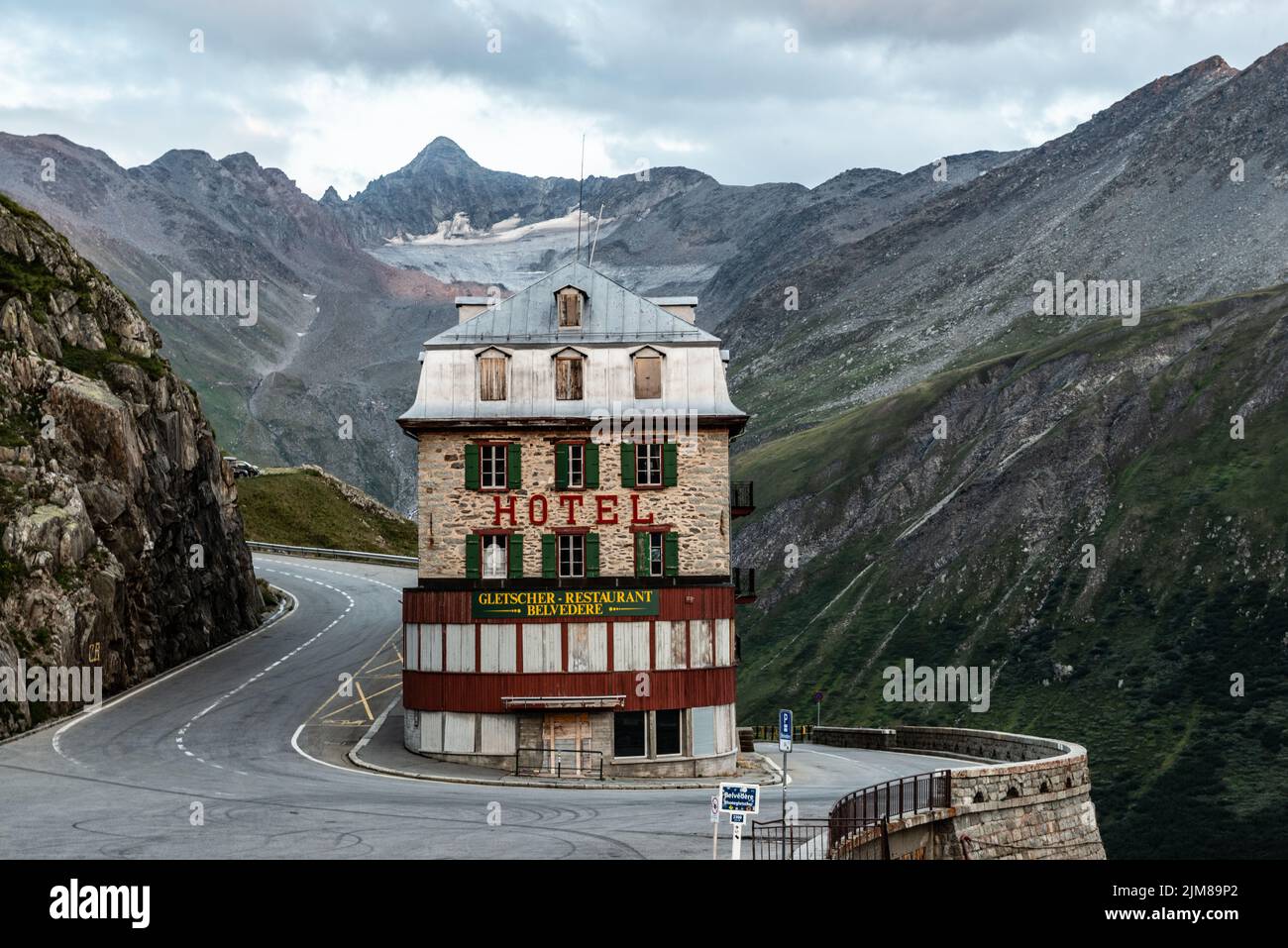 Hôtel abandonné Belvedere, Furkapass Banque D'Images