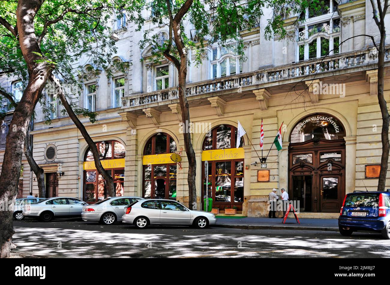 Rue commerciale animée de Pest, Budapest, Hunda Banque D'Images