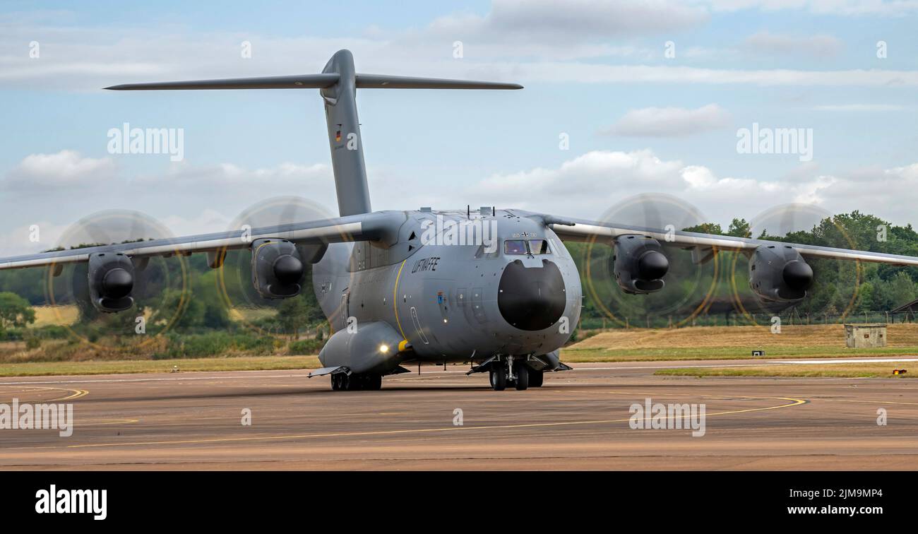 Airbus Atlas A400M de la Force aérienne allemande au Royal International Air Tattoo Banque D'Images