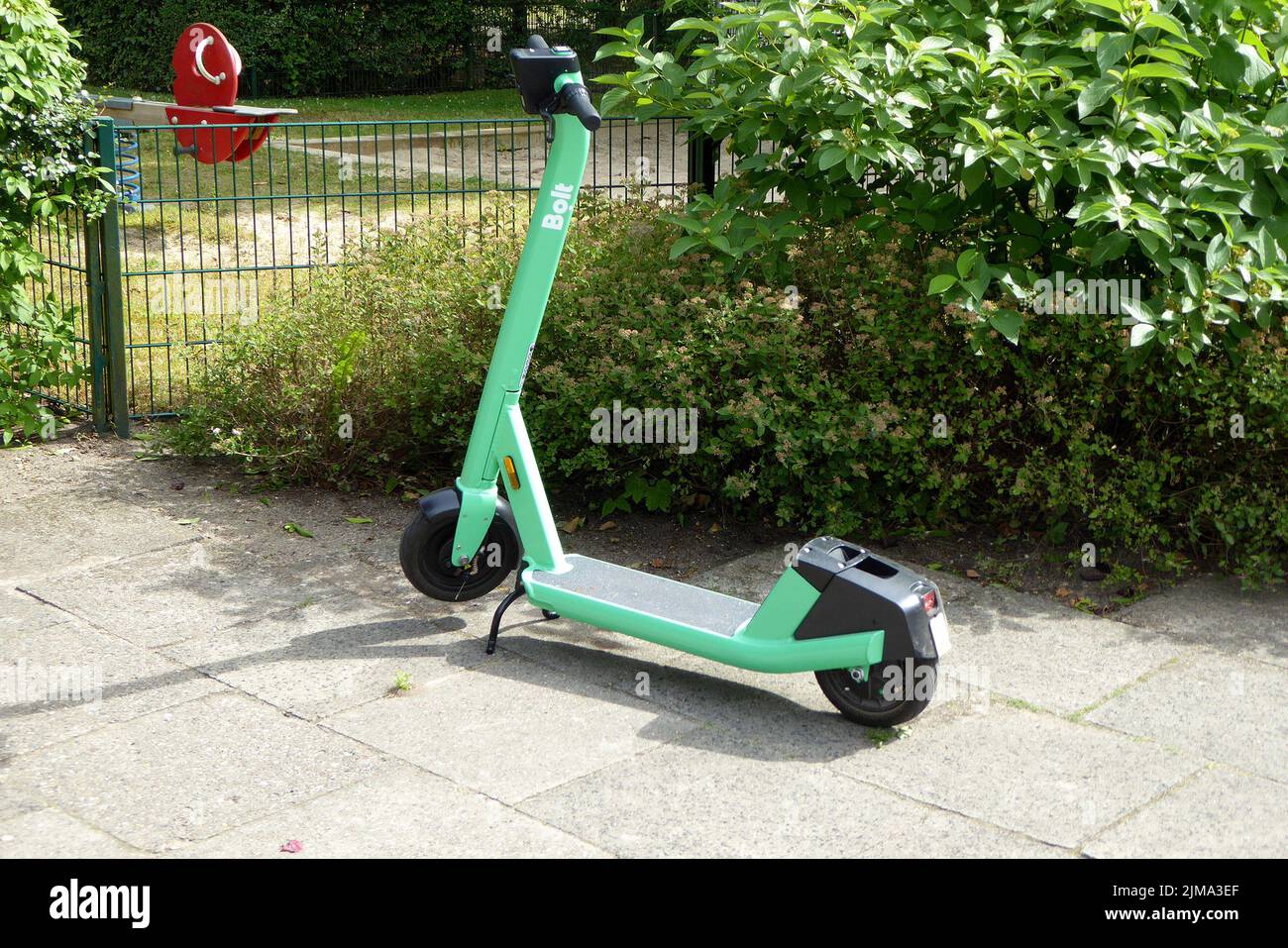 Vélo Elektro vert - roue noire Banque D'Images