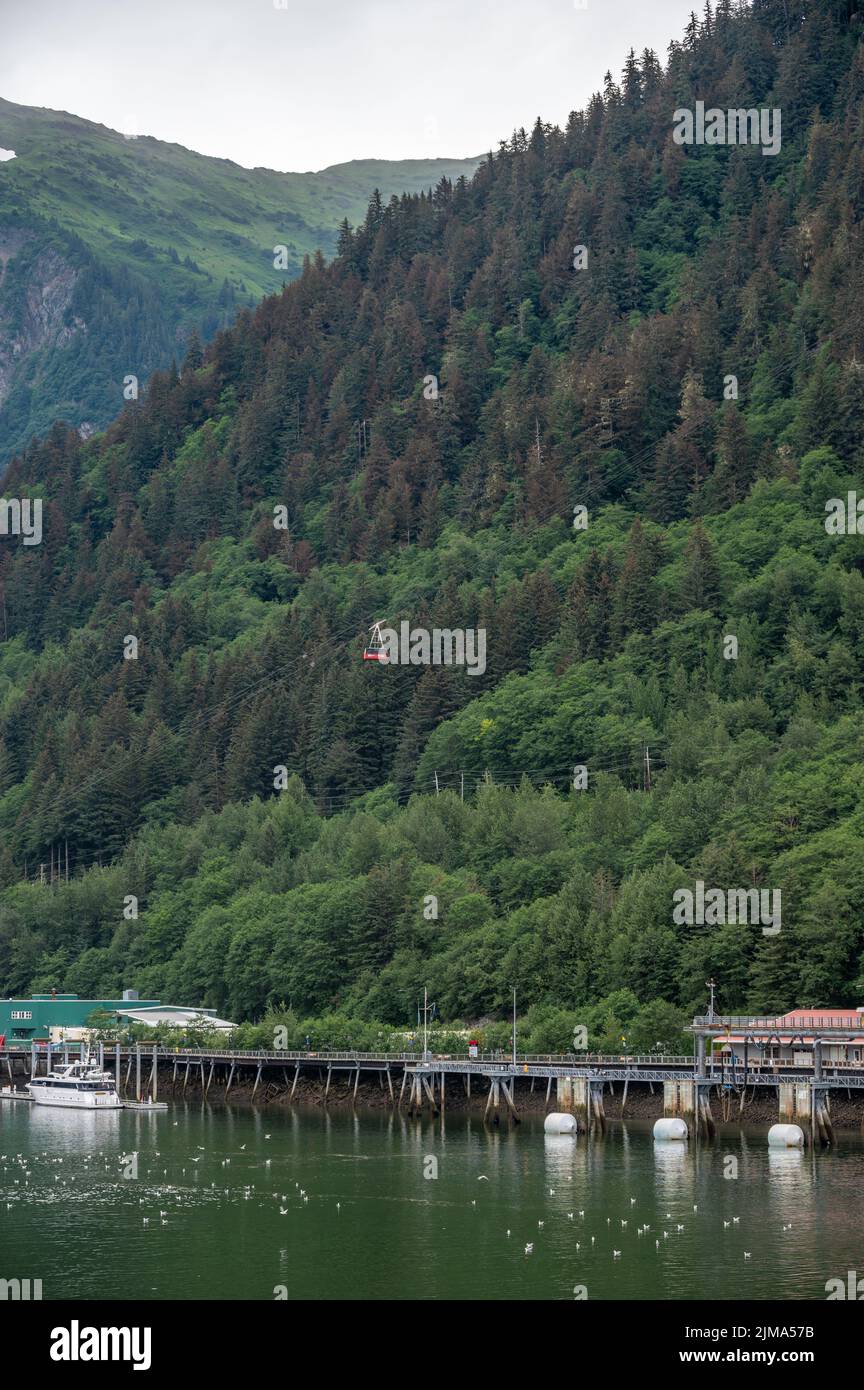 Juneau, Alaska - 27 juillet 2022 : installations de quai de croisière à Juneau, Alaska. Banque D'Images