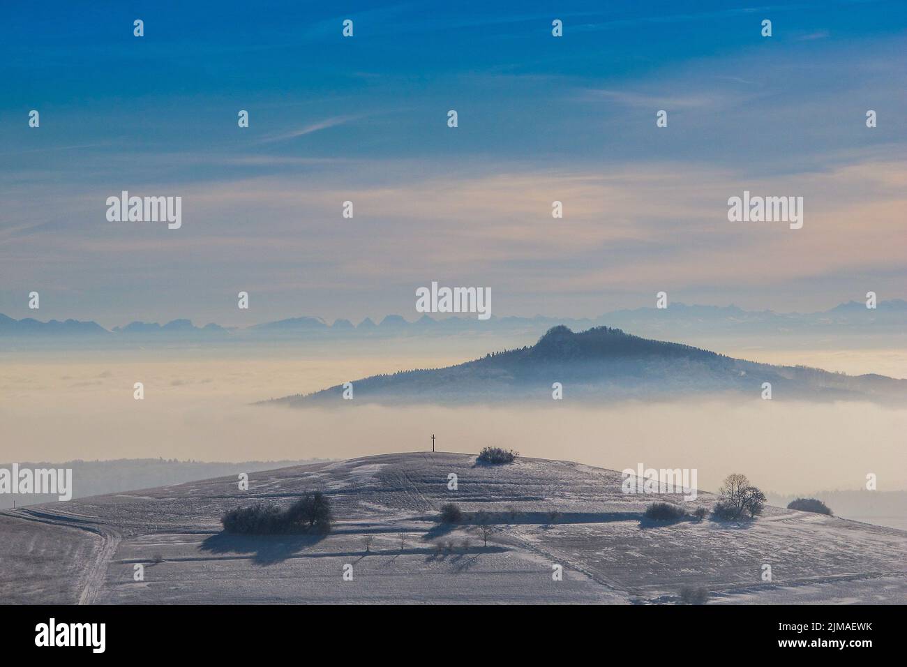 Paysage d'hiver avec Hohenstoffeln et Bisberg Banque D'Images