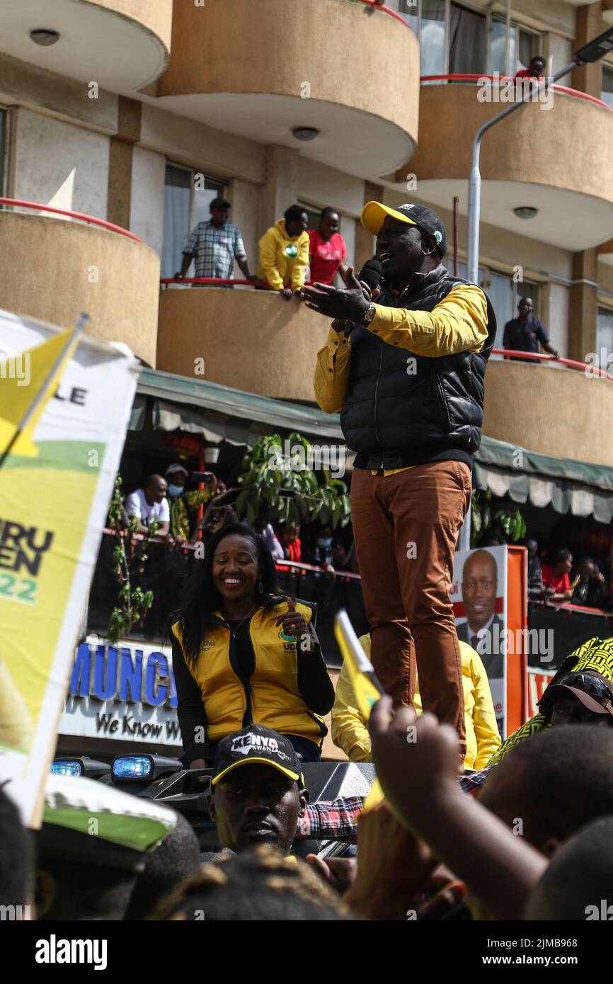 Nakuru, Kenya. 05th août 2022. Le candidat à la présidence de l'Alliance kényane Kwanza, le Dr William Ruto, s'adresse à ses partisans lors d'un rassemblement de campagne dans le district commercial central de Nakuru avant l'élection générale du 9th août. Le Kenya se dirige vers des élections législatives la semaine prochaine, après des mois de campagnes politiques qui se terminent officiellement sur 6 août 2022. (Photo de James Wakibia/SOPA Images/Sipa USA) crédit: SIPA USA/Alay Live News Banque D'Images