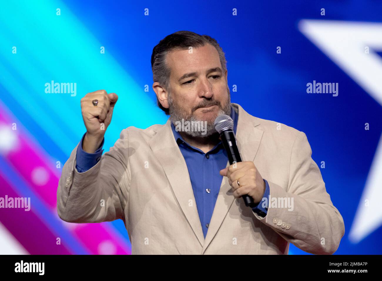Dallas, Texas, États-Unis. 5th août 2022. Le sénateur américain Ted Cruz, du Texas, s'adresse à un auditoire du CPAC Texas 2022, hébergé au Hilton Anatole. Le sénateur Cruz amène la foule à parler de guerres culturelles et de l'administration Biden. (Credit image: © Chris Rusanowsky/ZUMA Press Wire) Credit: ZUMA Press, Inc./Alamy Live News Banque D'Images