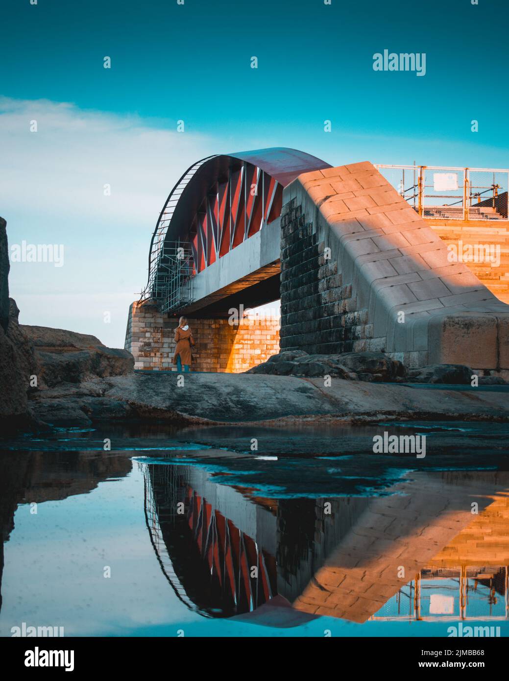 Le célèbre pont St Elmo avec le reflet sur l'eau Banque D'Images
