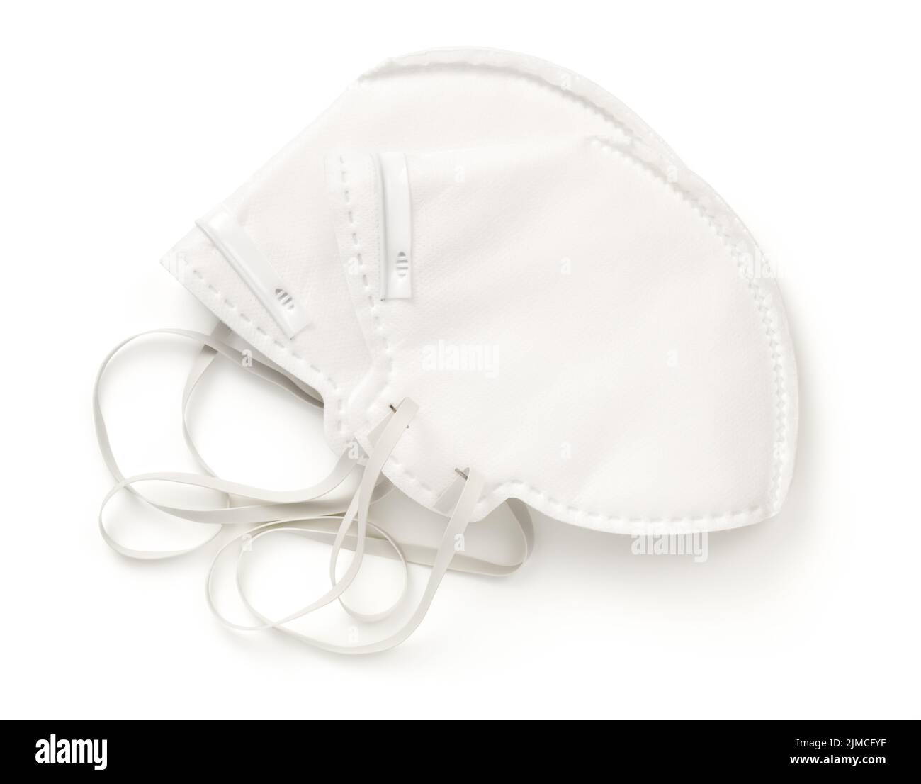 Deux masques de protection isolés sur fond blanc Banque D'Images