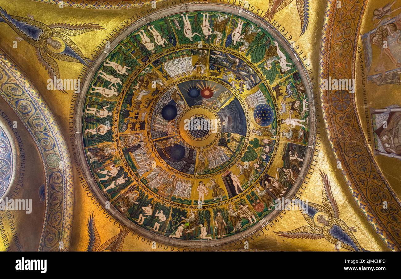 Mosaïques d'or dans les dômes du vestibule de la basilique Saint-Marc, Venise, Vénétie, Mer Adriatique, Italie du Nord, Italie Banque D'Images