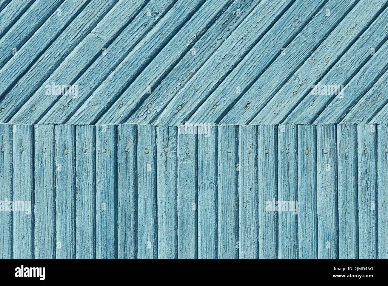 Bleu sombre arrière-plan abstrait de planches en bois avec texture de peinture fissurée Banque D'Images