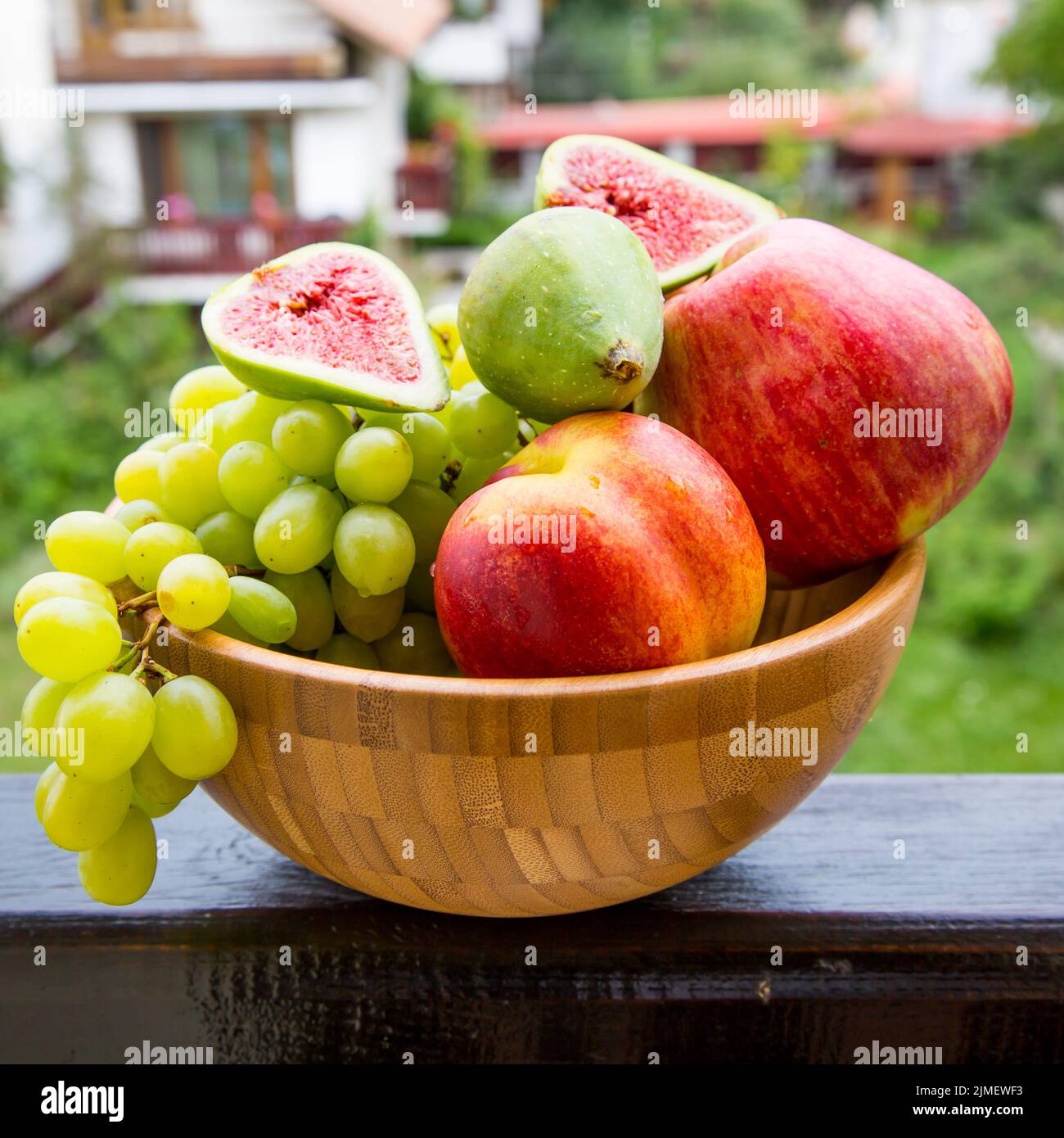 Bol à fruits avec fruits Banque D'Images
