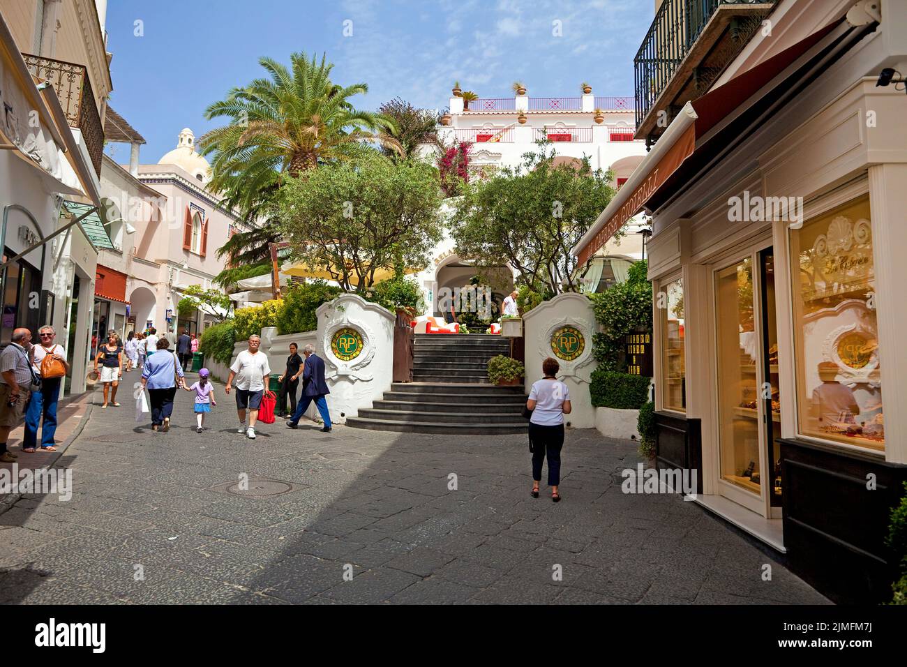 Noble Geschaefte und das Luxushotel Relais la Palma in der Altstadt von Capri, Golf von Neapel, Kampanien, Italien, Europa | boutiques de luxe et hôtel Re Banque D'Images