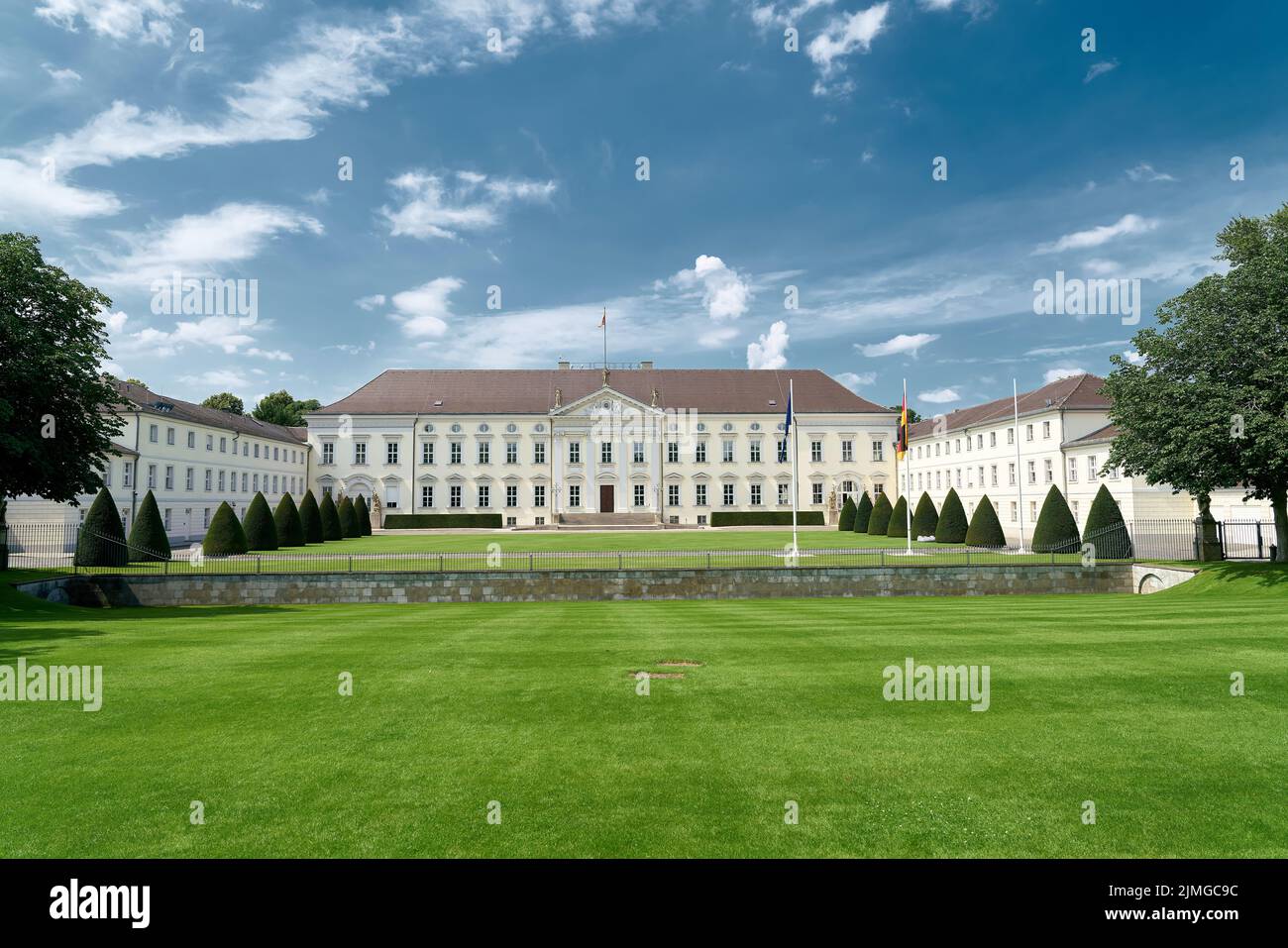 Le palais historique de Bellevue, aujourd'hui résidence officielle du Président fédéral à Berlin Banque D'Images
