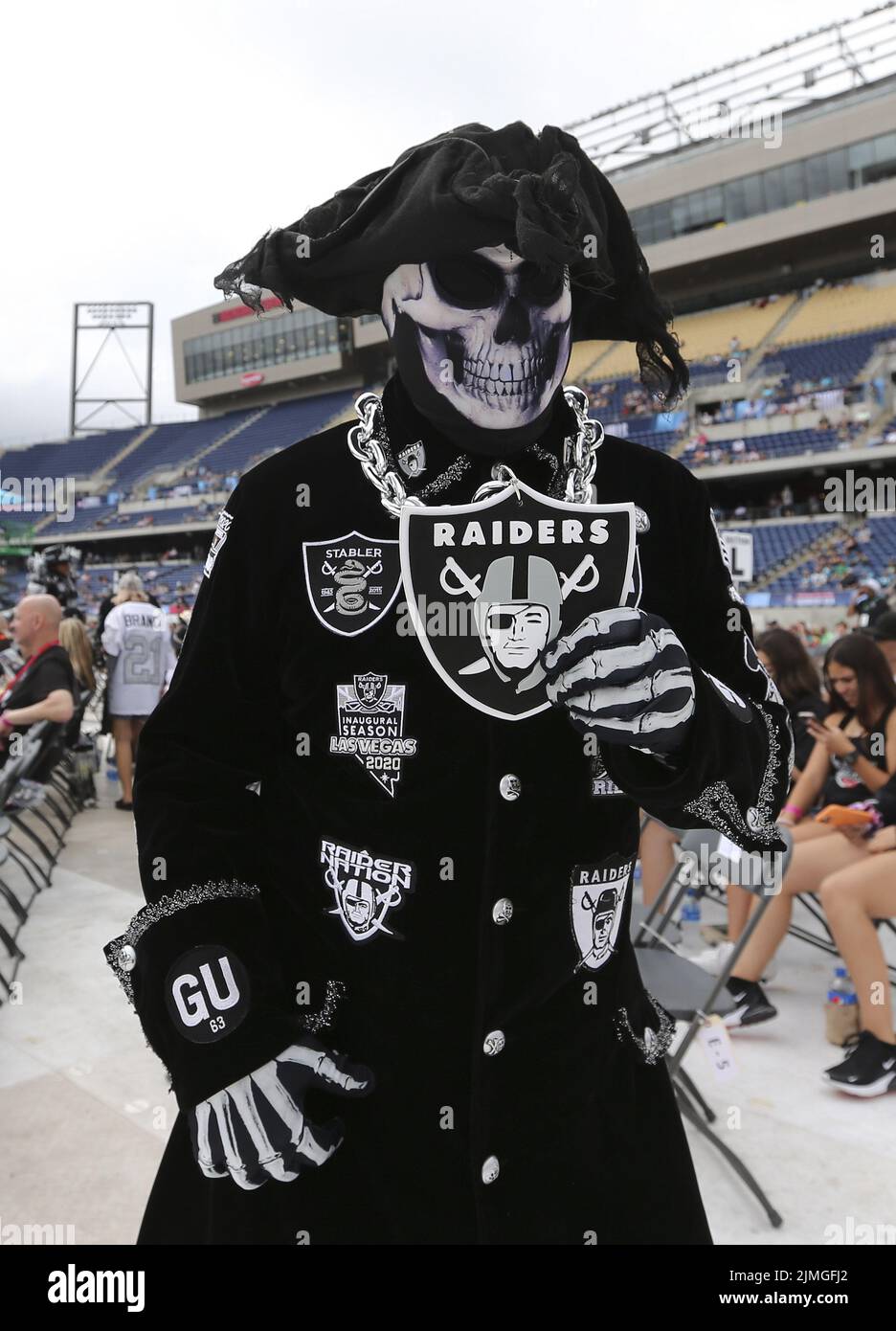 Canton, États-Unis. 06th août 2022. Un fan des Raiders de Las Vegas lors de la cérémonie d'initiation du Pro football Hall of Fame 2022 à Canton, Ohio, samedi, 6 août 2022. Photo par Aaron Josefczyk/UPI crédit: UPI/Alay Live News Banque D'Images