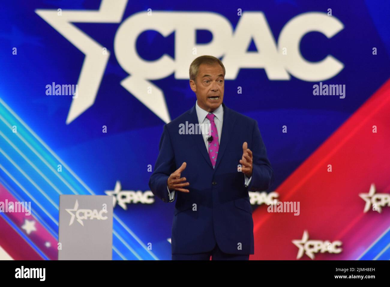 Dallas, Texas, États-Unis. 6th août 2022. (NOUVEAU) Nigel Farage prononce une allocution à la Conférence d'action politique conservatrice 2022 à Dallas, Texas. 6 août 2022, Dallas, Texas, États-Unis. Nigel Farage fait des remarques lors de la Conférence d'action politique conservatrice (CPAC), qui s'est tenue samedi (6) dans l'État du Texas, aux États-Unis. Nigel Paul Farage est un radiodiffuseur britannique et ancien politicien qui a été chef du Parti pour l'indépendance du Royaume-Uni de 2006 à 2009 et de 2010 à 2016 et chef du Parti pour le Brexit de 2019 à 2021. Crédit: ZUMA Press, Inc./Alamy Live News crédit: ZUMA Press, Inc./Alamy Live News Banque D'Images