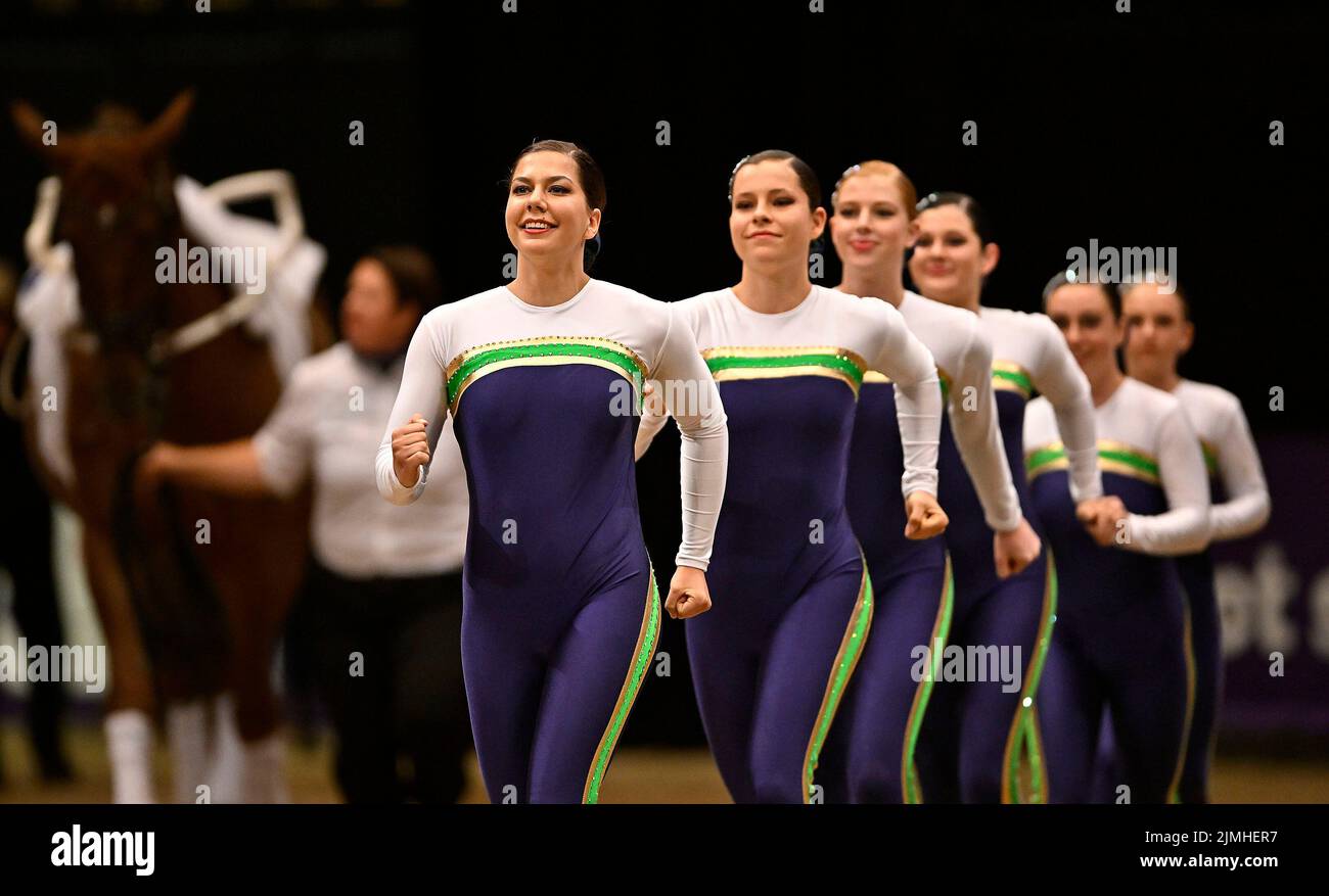 Herning, Danemark. 06th août 2022. World Equestrian Games. Stade Jyske Bank Boxen. L'équipe australienne entre dans l'arène pendant le championnat du monde de saut à la vaaron de la FEI. Credit: Sport en images/Alamy Live News Banque D'Images