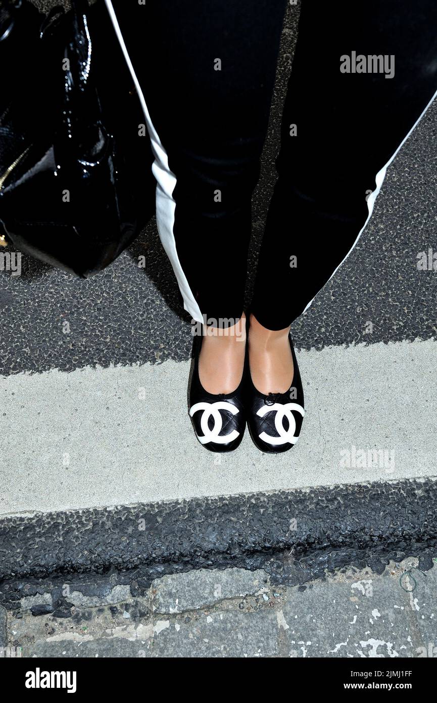 Chaussure chanel Banque de photographies et d'images à haute résolution -  Alamy