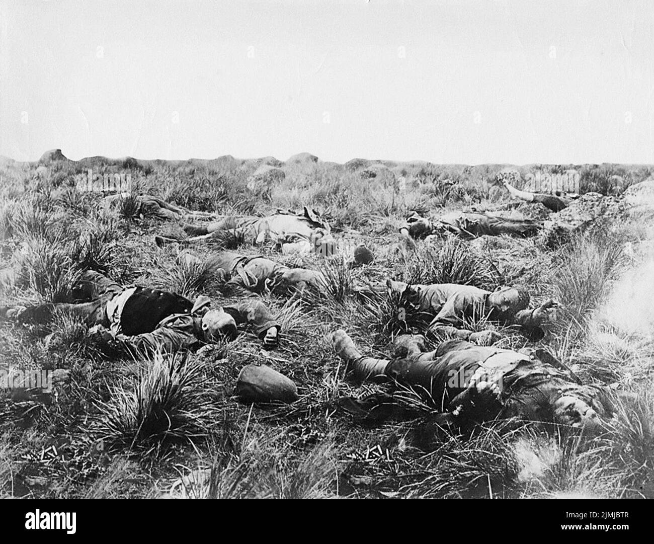 Les victimes britanniques sont mortes sur le champ de bataille après la bataille de Spion Kop, le 24 janvier 1900. Banque D'Images