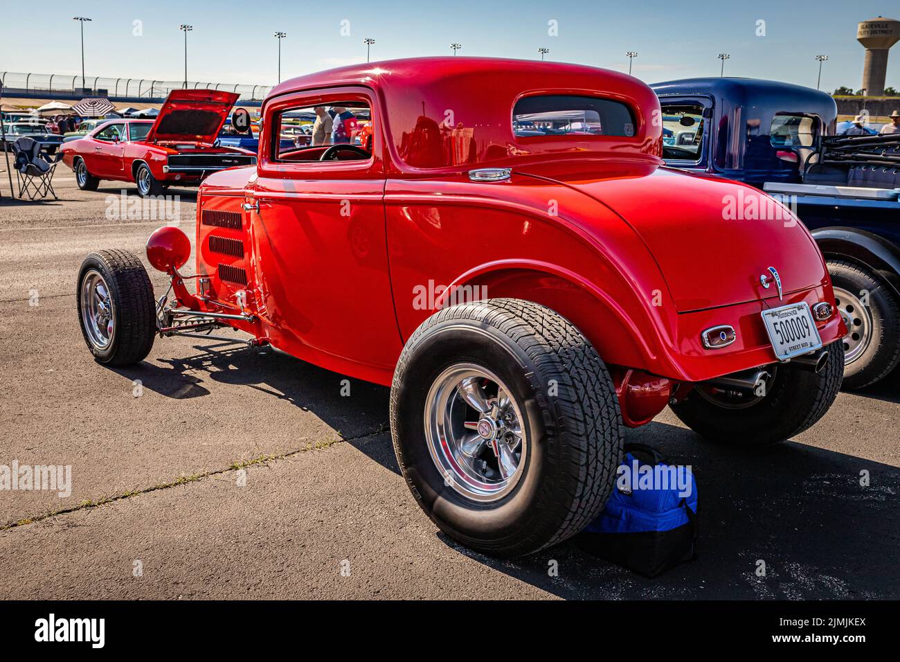 Liban, TN - 13 mai 2022 : vue du coin arrière à large angle et à faible perspective d'un coupé Ford 3 1932 pour garçons haut de gamme lors d'un salon de voiture local. Banque D'Images