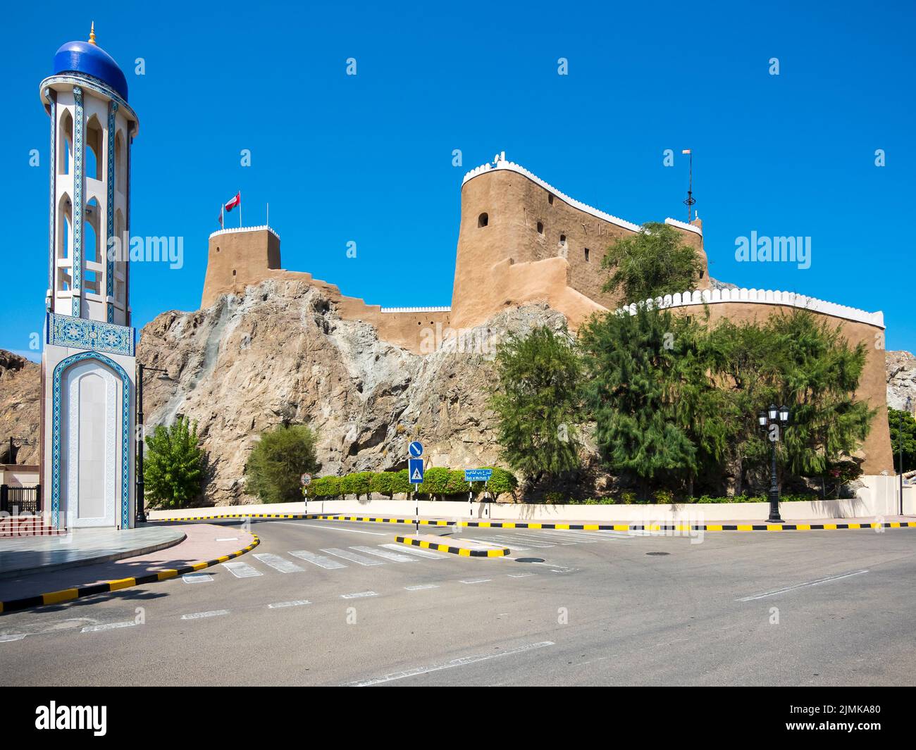 La mosquée Khor et le fort Mirani Banque D'Images