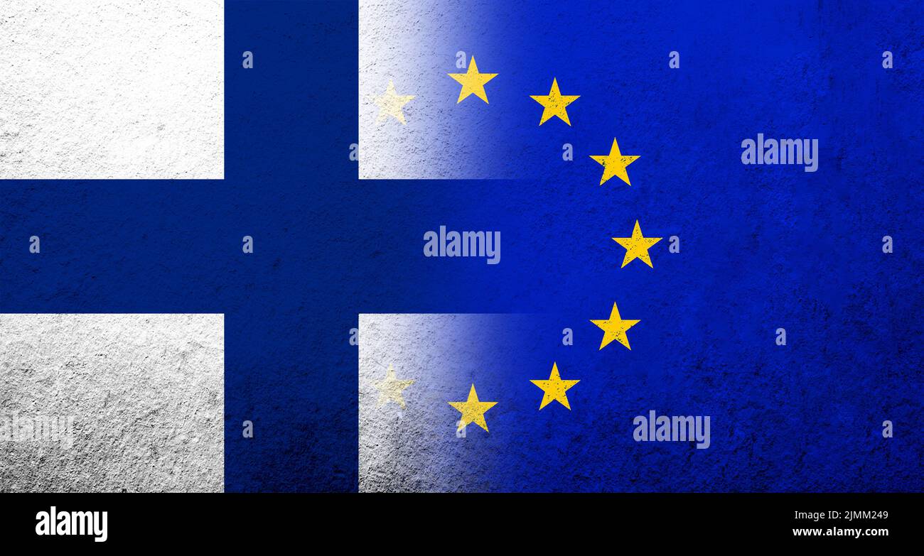 Drapeau de l'Union européenne avec drapeau national de la Finlande. Grunge l'arrière-plan Banque D'Images