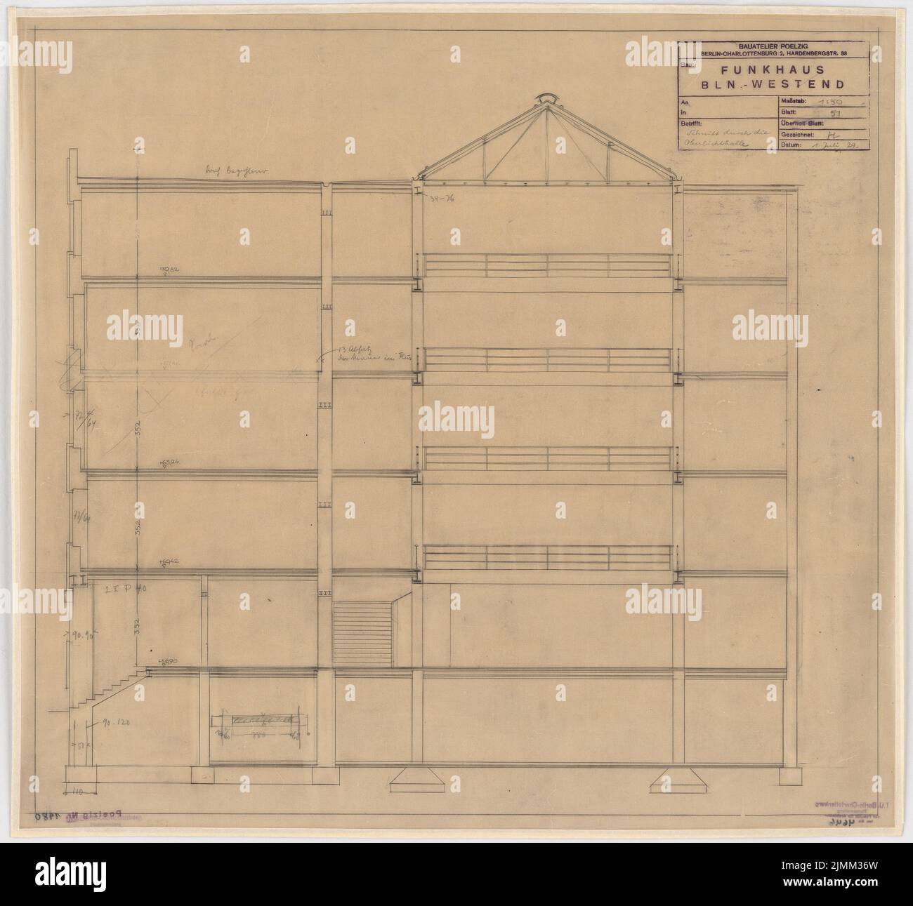 Poelzig Hans (1869-1936), Maison de la radio, Berlin (1 juillet 1929) : projet d'exécution, Cut Oberlichthalle 1:50. Crayon sur transparent, 60,1 x 65 cm (y compris les bords de numérisation) Banque D'Images