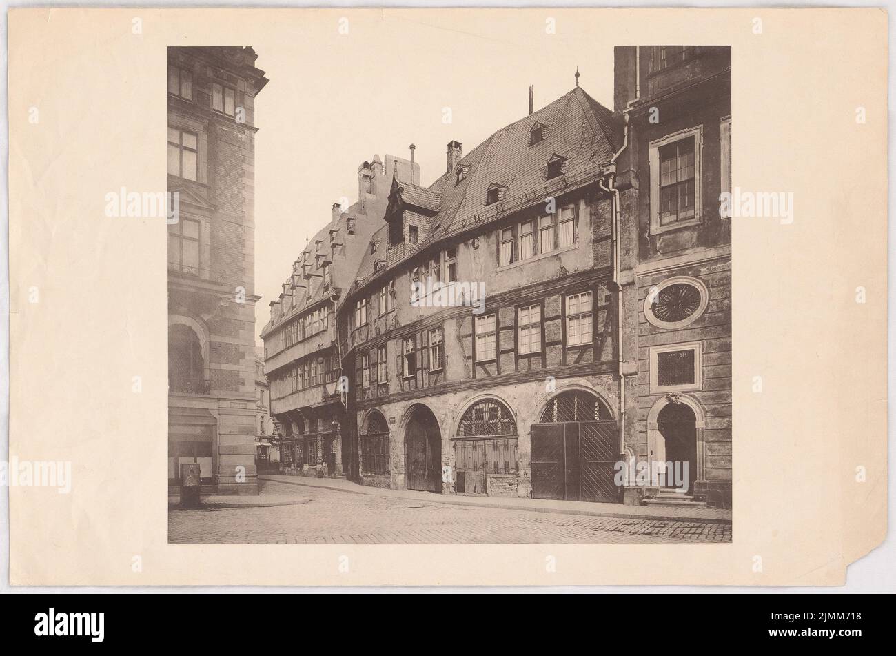 Architecte inconnu, vue de Paulsplatz à Wedelgasse, Salzhaus, à Francfort-sur-le-main (sans date): Vue. Pression sur le papier, 36,4 x 55 cm (y compris les bords de numérisation) Banque D'Images