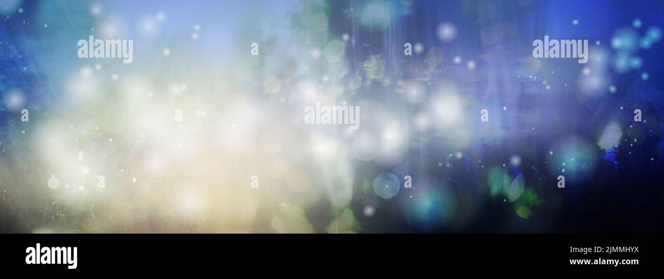 Wald zwilicht ruhestà¤tte lichter blaue stunde Banque D'Images