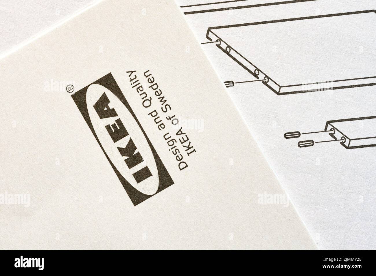 Instructions de montage des meubles du magasin de meubles suédois IKEA Banque D'Images