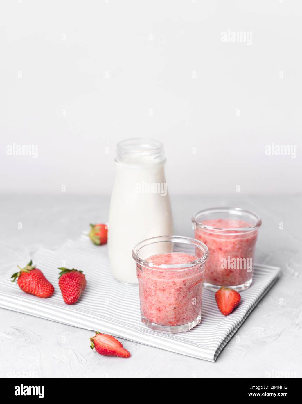Smoothies au lait de fraises Banque D'Images