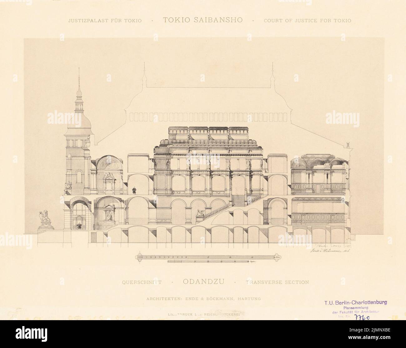 End, Böckmann & Hartung, Palais de Justice de Tokyo (1887) : coupe transversale. Légère pression sur le papier, 27 x 34,3 cm (y compris les bords de numérisation) Ende, Böckmann & Hartung : Justizpalast, Tokio Banque D'Images