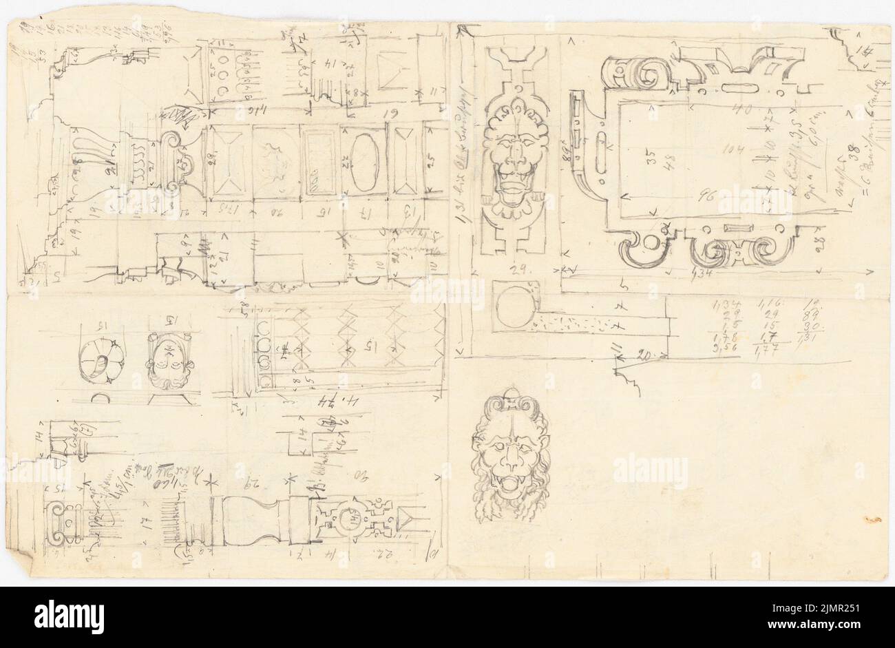 Lehmgrübner Paul (1855-1916), hôtel de ville de Hannoversch Münden (1898): Détails divers. Crayon sur papier, 21,9 x 33,5 cm (y compris les bords de numérisation) Lehmgrübner Paul (1855-1916): Rathaus, Hann. Münden Banque D'Images