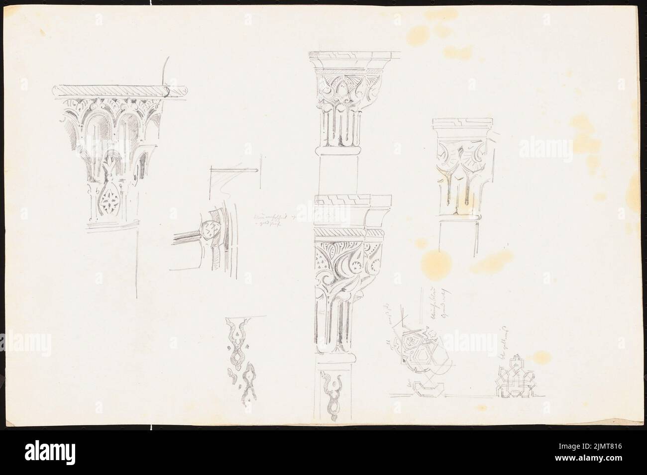 Diebitsch Carl von (1819-1869), Alhambra, Grenade. (?) (Sans DAT.) : détails des capitales, ornements floraux et géométriques. Crayon sur carton, 26,8 x 40,2 cm (y compris les bords de balayage) Diebitsch Carl von (1819-1869): Alhambra, Grenade (?) Banque D'Images