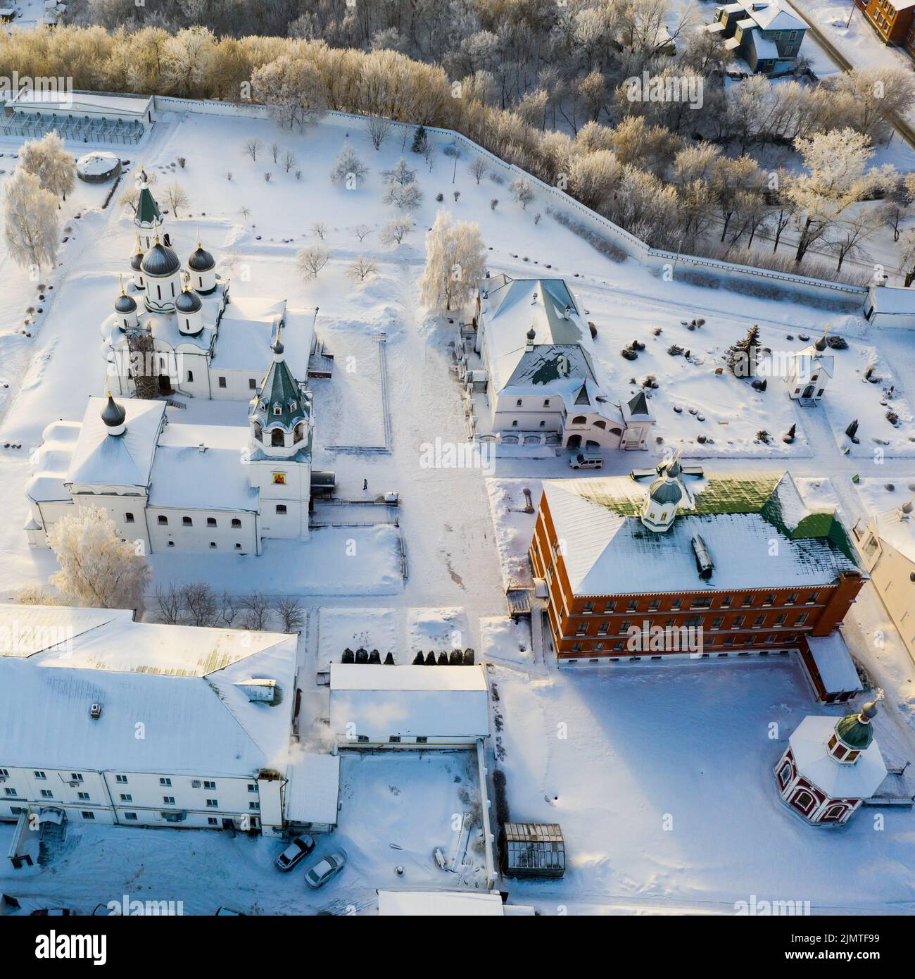 Vue sur le monastère Spaso-Preobrazhensky en hiver à Murom. Banque D'Images