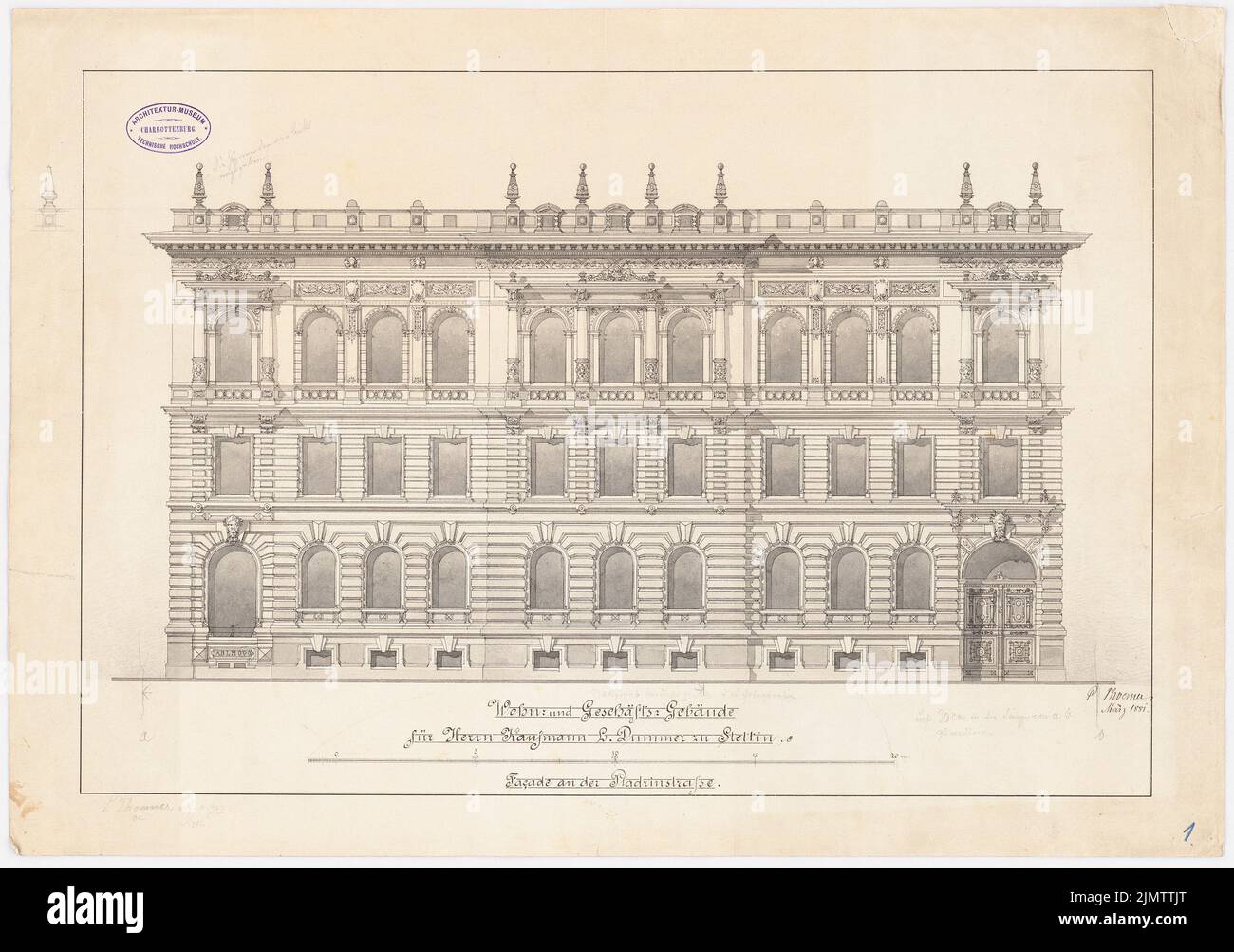 Thoemer Paul (1851-1918), Dummer, immeuble résidentiel et commercial, Pladrinstraße, Stettin (03,1881) : vue sur la façade. Encre, crayon aquarelle sur la boîte, 46,4 x 66 cm (y compris les bords du scan) Théemer Paul (1851-1918): Wohn- und Geschäftshaus Dummer, Pladrinstraße, Stettin Banque D'Images