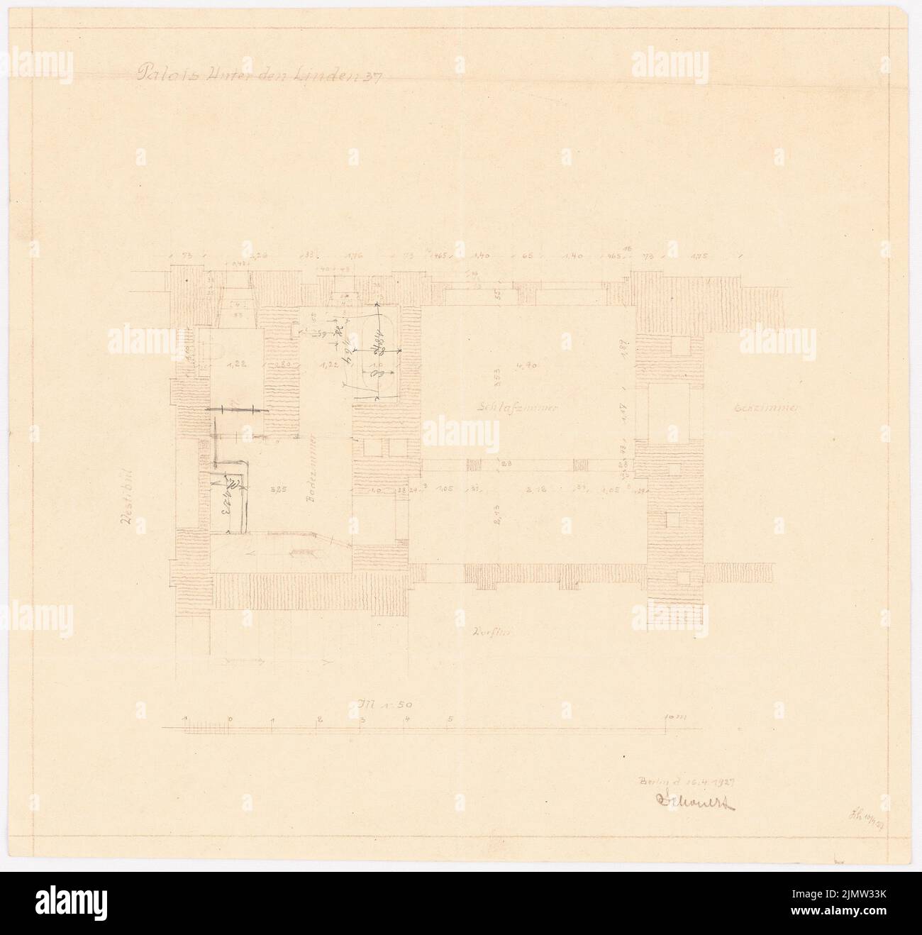 Schonert Erich, Palais Unter den Linden 37, Berlin (16 avril 1927): Plan d'étage 1:50. Crayon sur papier, 39,6 x 41,9 cm (y compris les bords de numérisation) Schonert Erich (geb. 1881) : Palais Unter den Linden 37, Berlin Banque D'Images